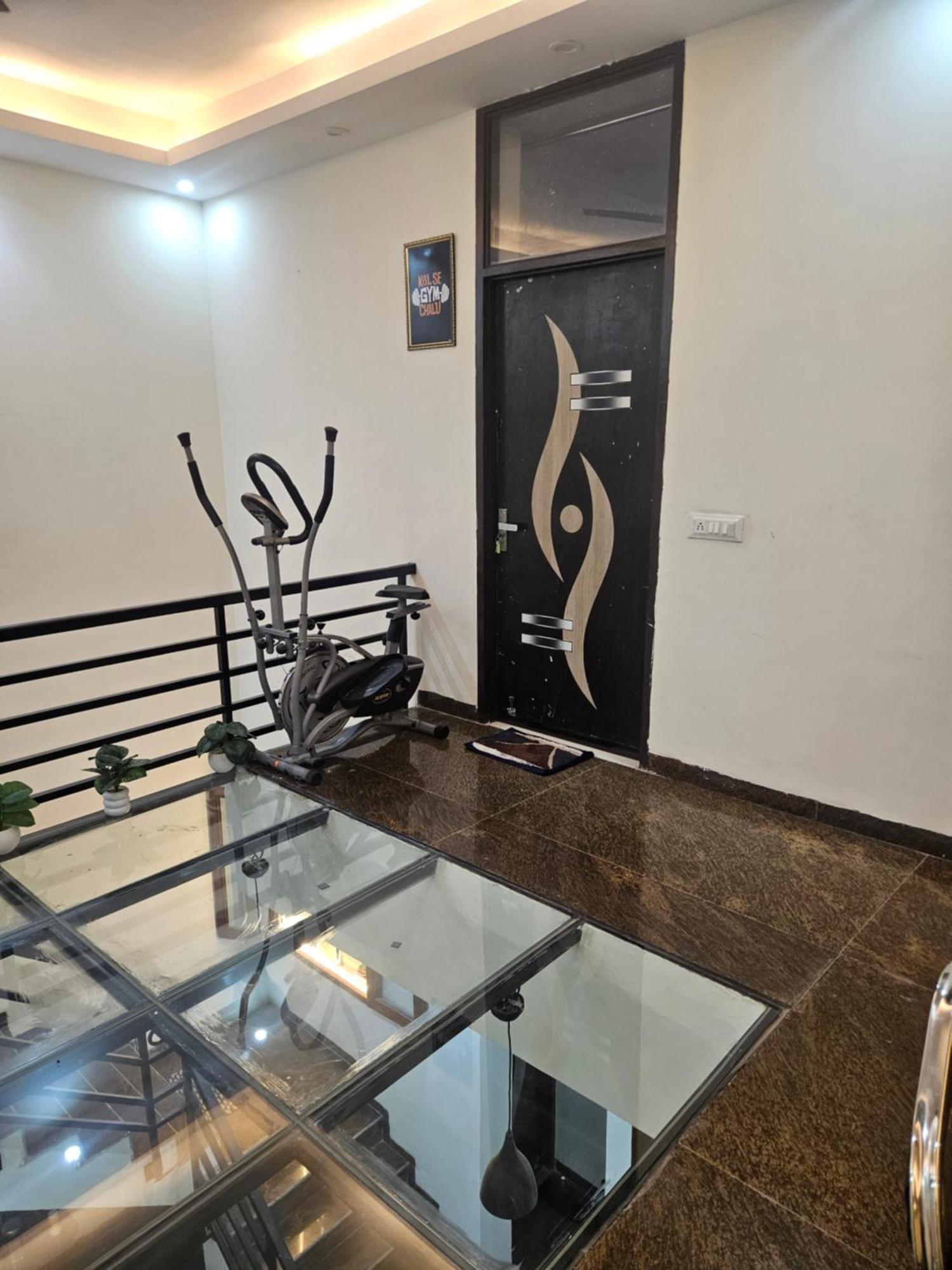 Ashirwaad 249 Bed & Breakfast Greater Noida Exterior photo
